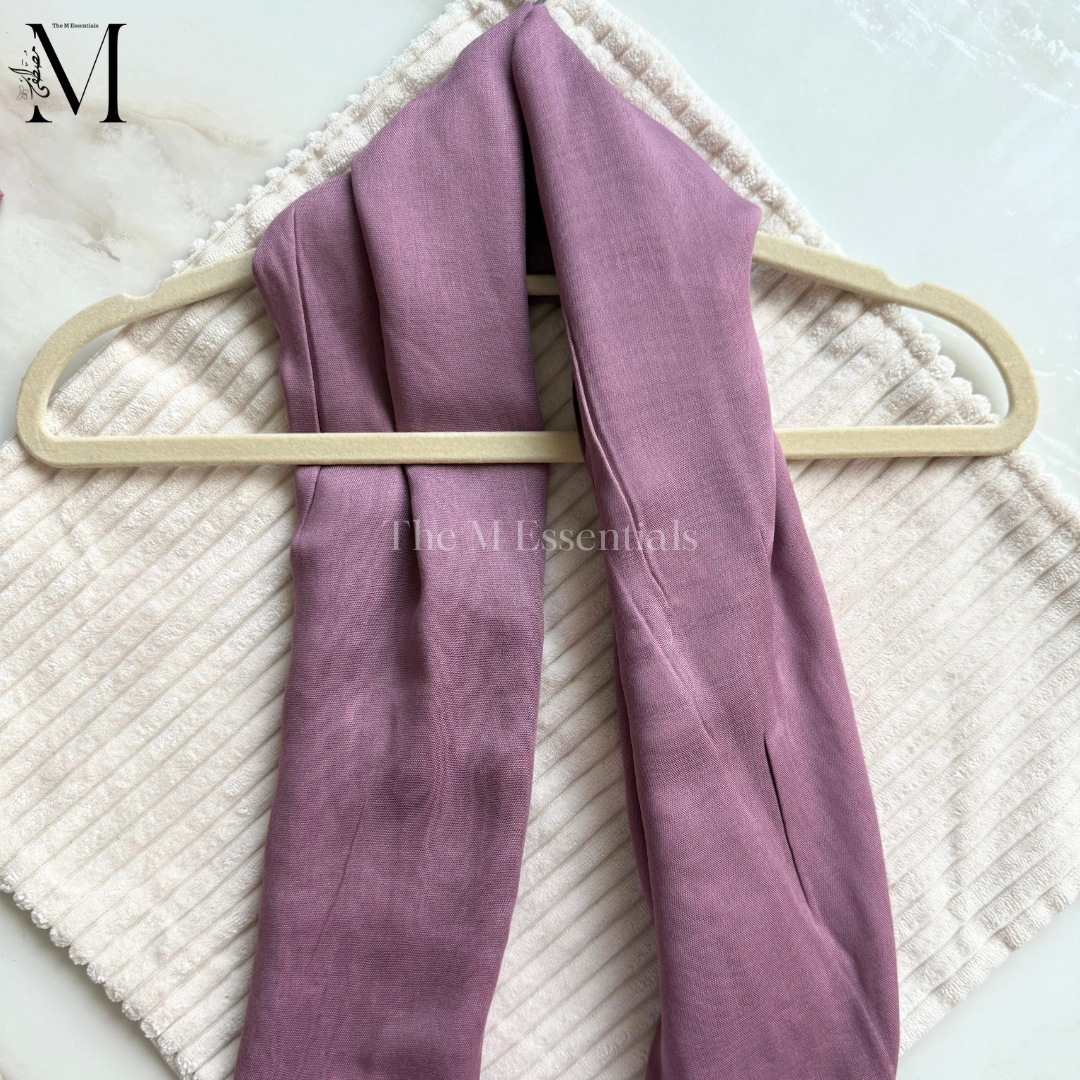 Modal hijab - Mulberry Pink - 41x79 cm - folded texture closeup - The M Essentials