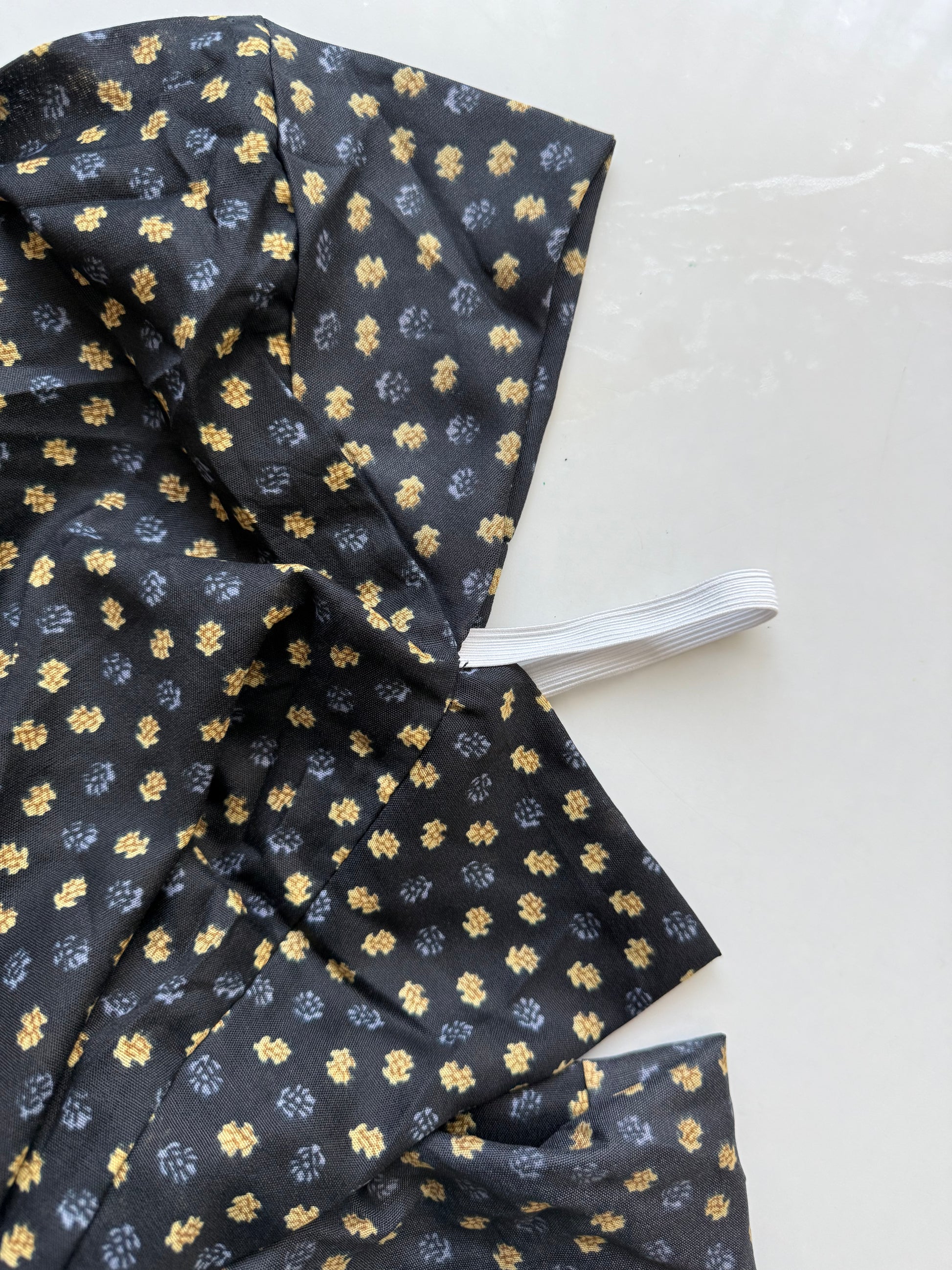 Black Printed Prayer Chaddar Online UAE | Modest & Elegant | The M Essentials